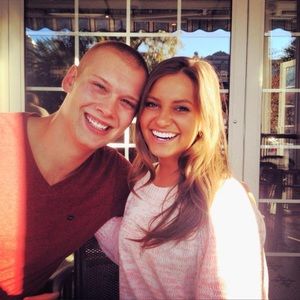 Gap white and pink knit sweater